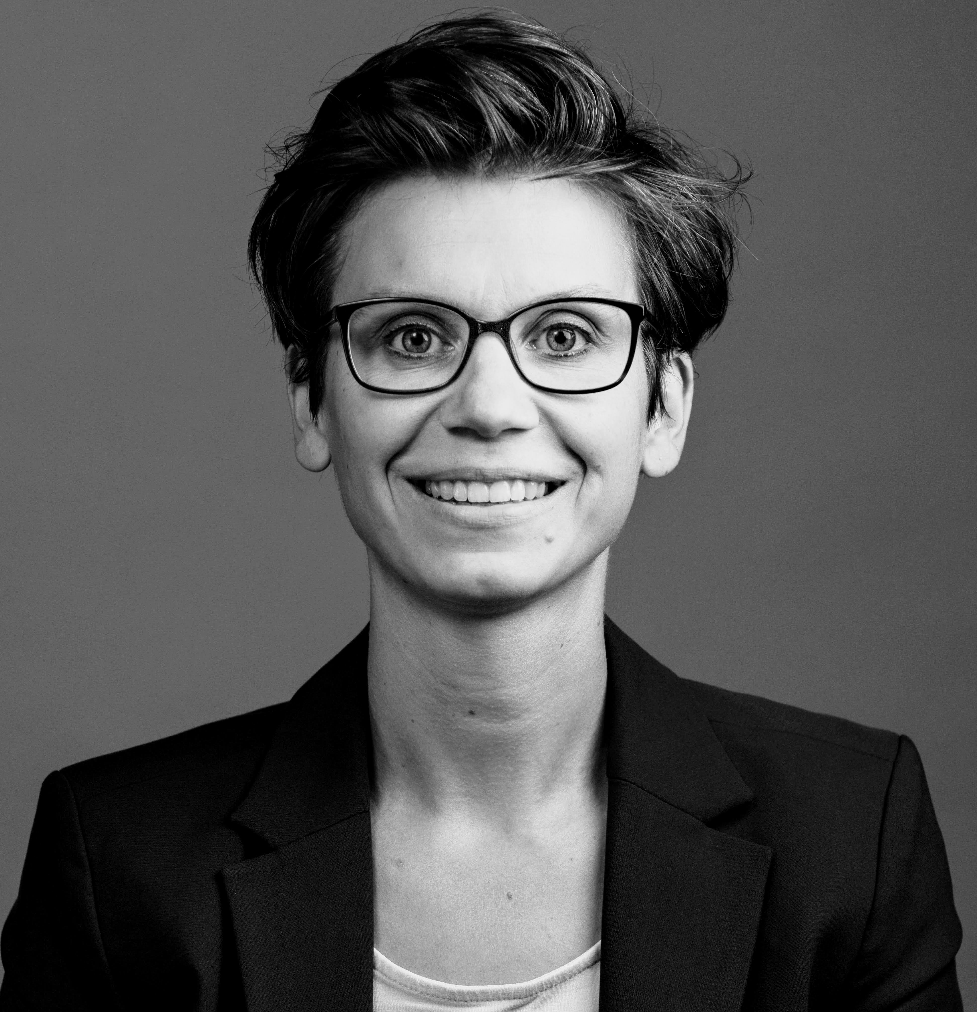 Gruhlich, Julia